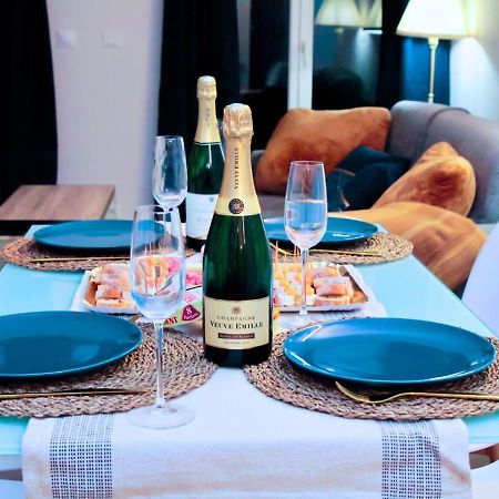 Vaires-sur-Marne Appartement-Paris-Disney-Terrasse-Jardin-Parking מראה חיצוני תמונה