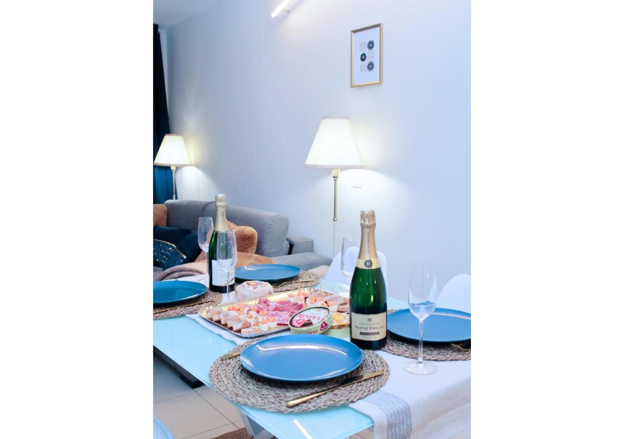 Vaires-sur-Marne Appartement-Paris-Disney-Terrasse-Jardin-Parking מראה חיצוני תמונה